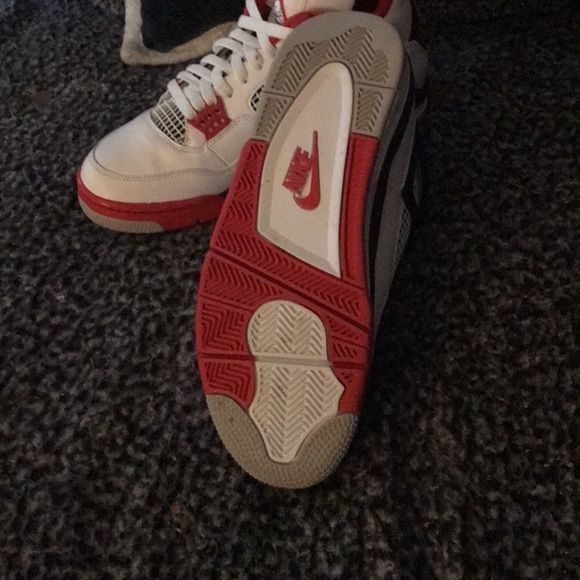 Nike Jordan 2020 4 red fire retro size 10 mens tried on never worn for sale - Picture 6 of 6